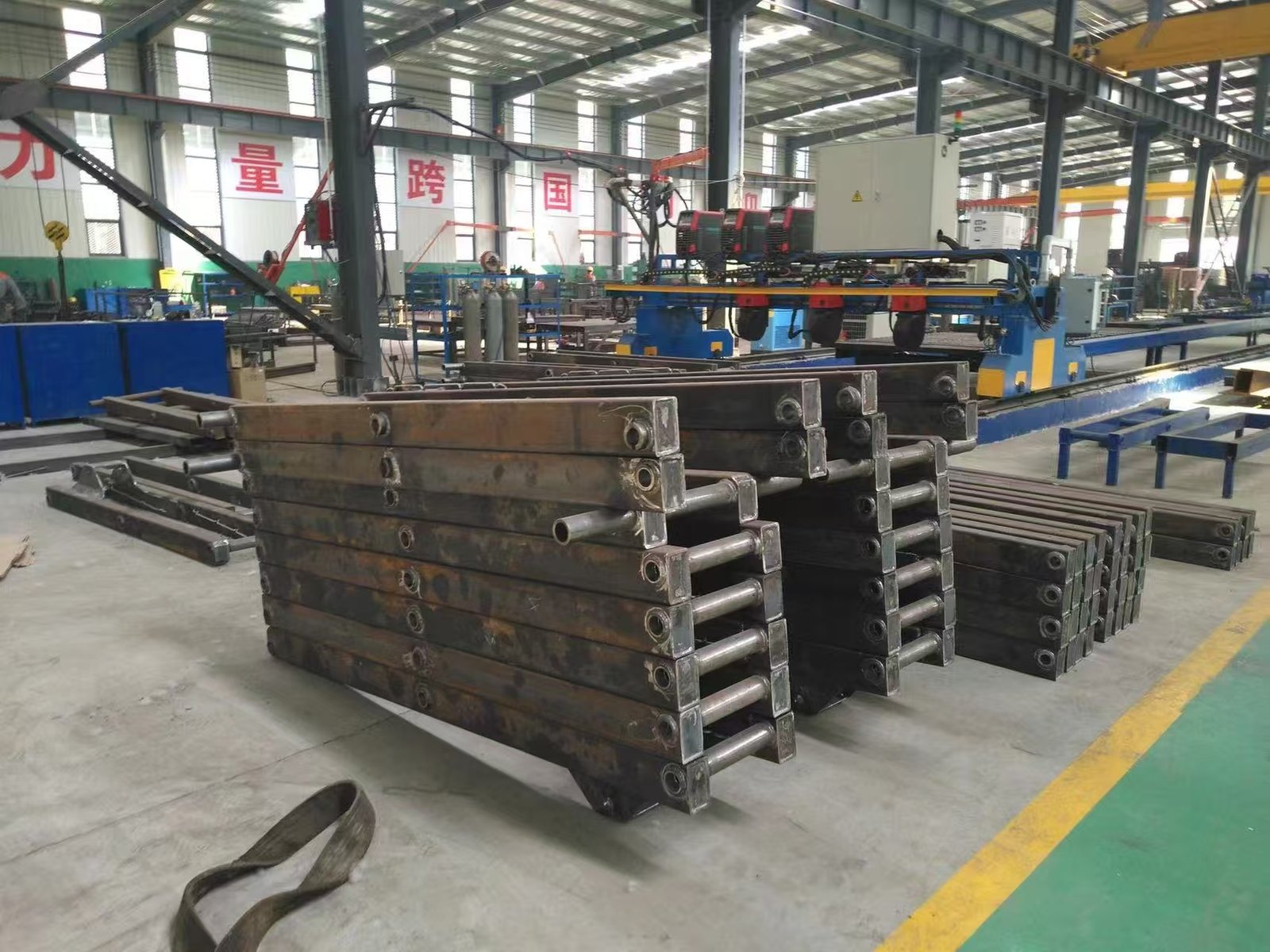 Intelligent welding equipment